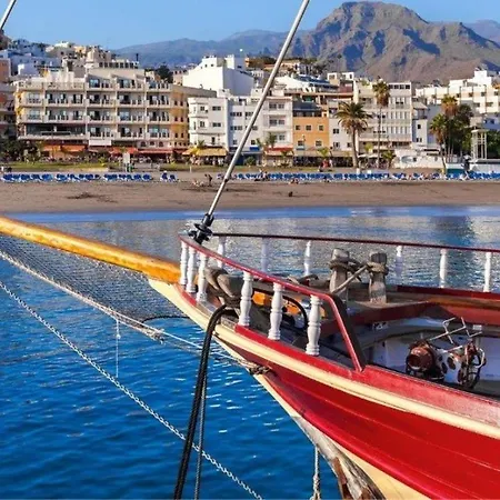 Cristianos Close To The * لوس كريستيانوس