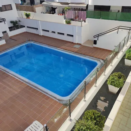 Cristianos Close To The شقة لوس كريستيانوس